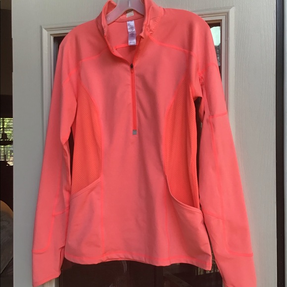 Lucy Top - Picture 3 of 8